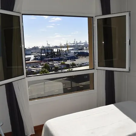 Con Vistas Apartment *